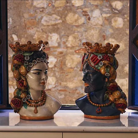 Corvaja 타오르미나